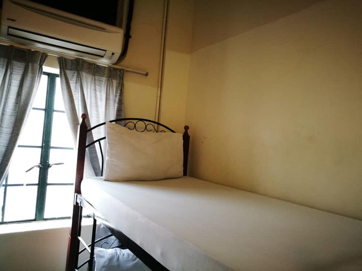 Grocer'S Inn Backpackers Guesthouse Kuala Lumpur Luaran gambar