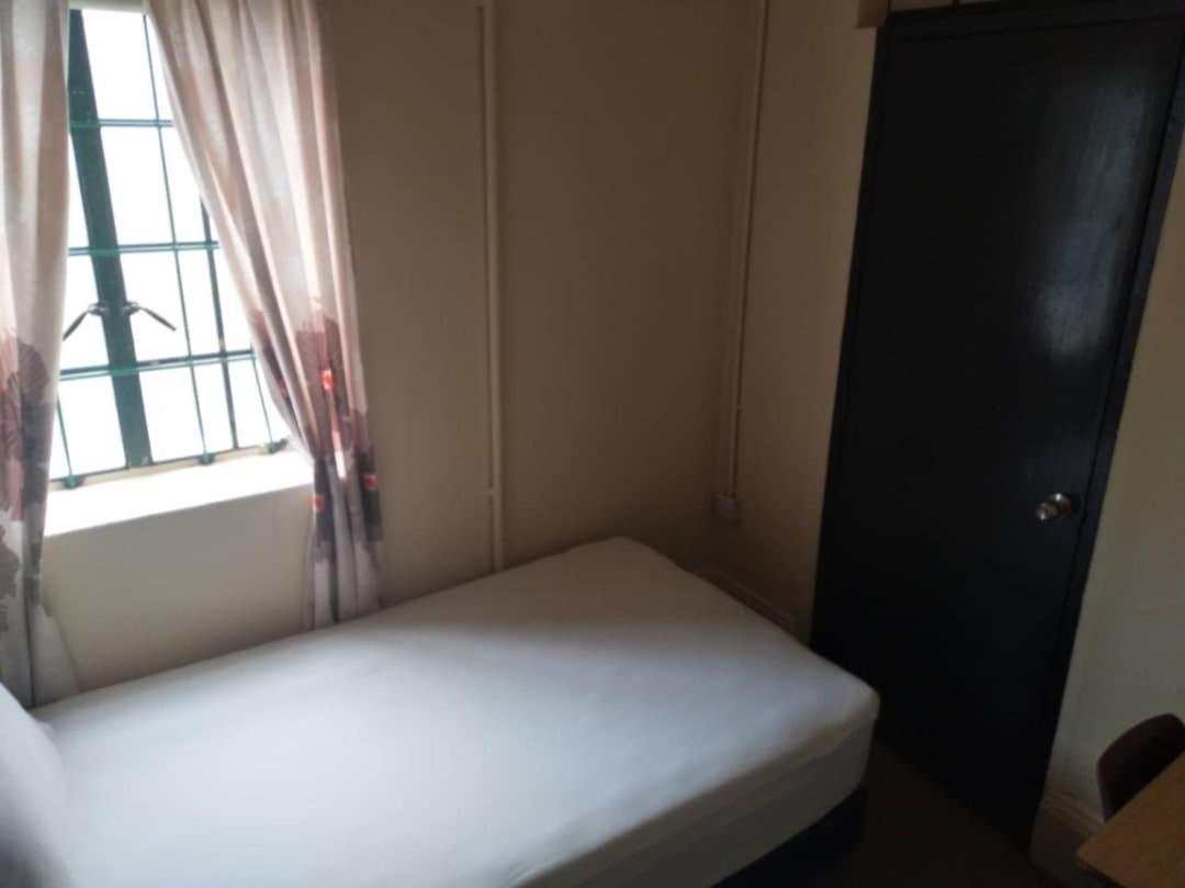 Grocer'S Inn Backpackers Guesthouse Kuala Lumpur Luaran gambar